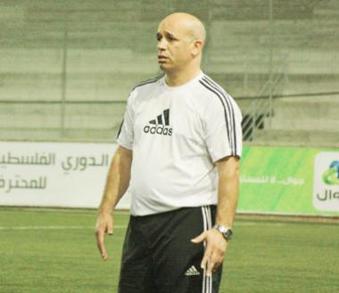 عبيد   أنا لا أتهرب من المسؤولية وإذا كان الحل برحيلي فأنا جاهز