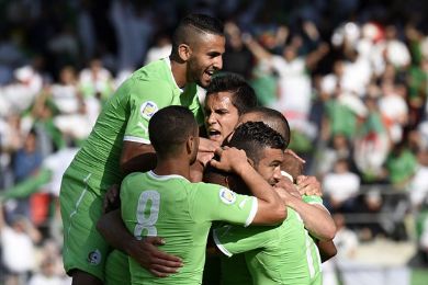 أمم افريقيا   الجزائر  في مجموعة الموت 