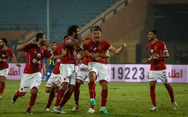 فيديو   الأهلي  يحصن صدارته بهدف قاتل