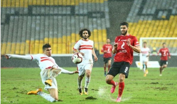 فيديو الزمالك والأهلي يتعادلان في قمة الأمطار