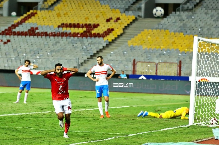 فيديو  الأهلي يهزم الزمالك ويتوج بالسوبر المصري