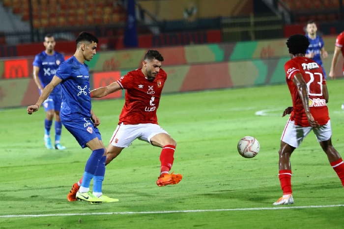 تأجيل حسم مصير قمة الأهلي والزمالك في الدوري المصري