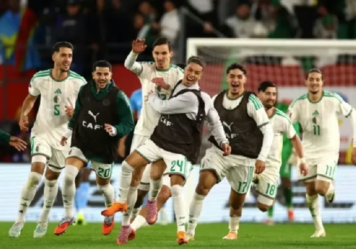 أمم أفريقيا الجزائر وساحل العاج إلى ربع النهائي