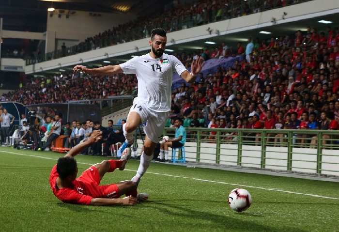 فيديو الفدائي يخسر أمام سنغافورة في التصفيات المزدوجة