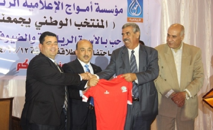 أمواج تحتفي بالرياضيين في ذكرى انطلاقتها