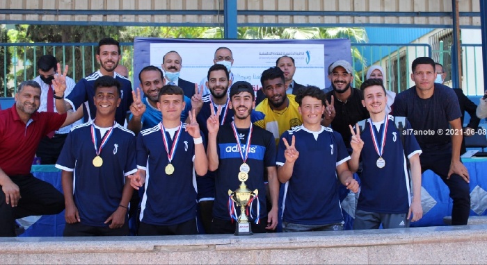 الكلية الجامعية للعلوم التطبيقية تتوج بلقب بطولة الجامعات لخماسيات كرة القدم