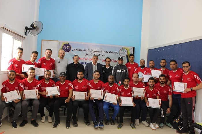 اتحاد الكرة يختتم دورة المدربين للمستوى الرابع D