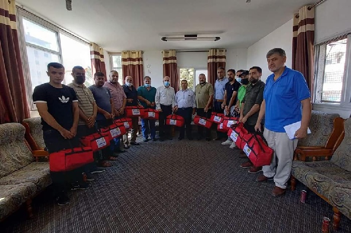 المجلس الأعلى للشباب والرياضة يوزع حقيبة طبية على الأندية