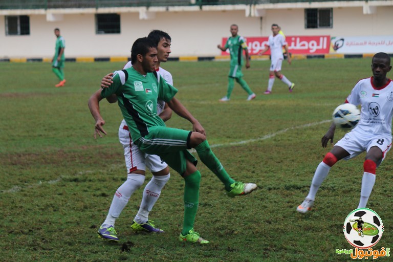 صور الصداقة والشجاعية يتعثران