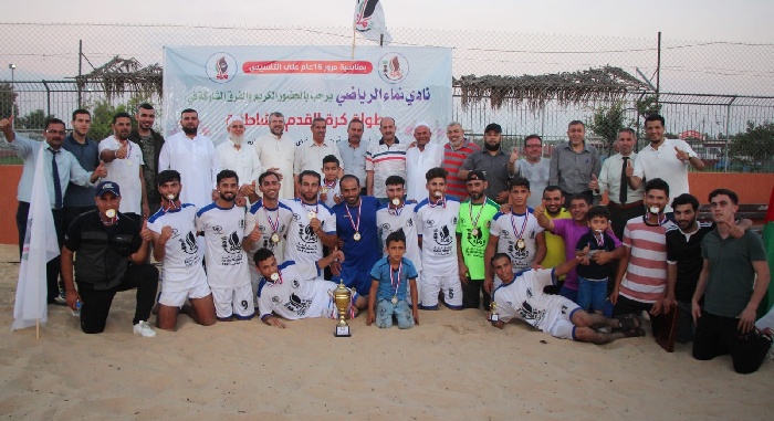 نما يتوج بكأس البطولة الخامسة لكرة القدم الشاطئية