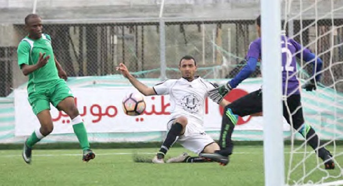 فوز المغازي والتفاح بدوري الأولى