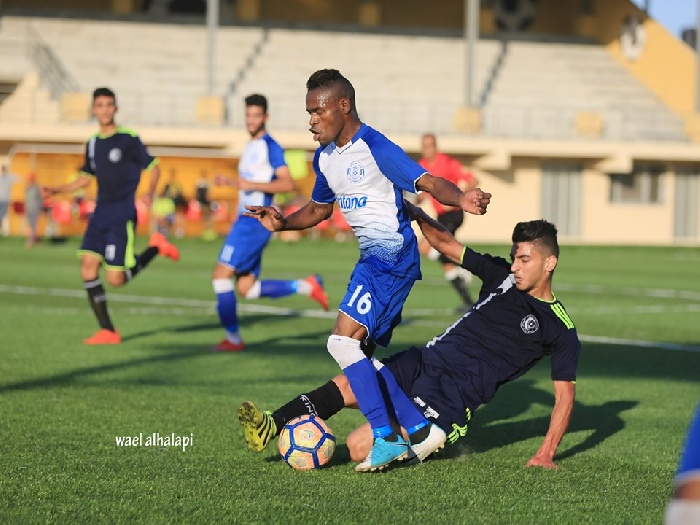 فيديو  الهلال يحرم البحرية من الصدارة وتعادل قاتل بين الثوار والنشامى