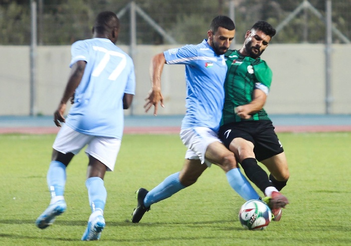 العنابي 3 مدرا فنيين ونتائج لا تبشر بخير