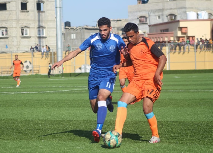 فيديو  صدارة للطواحين وتعادل قاتل للتفاح وتعثر للهلال والثوار