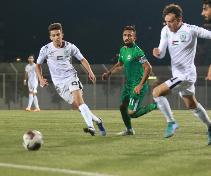 غزارة الأهداف عنوان الجولة الأولى من دوري المحترفين