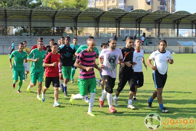 صور  الزيتون يعتمد جهازه الفني ويواصل تدريباته