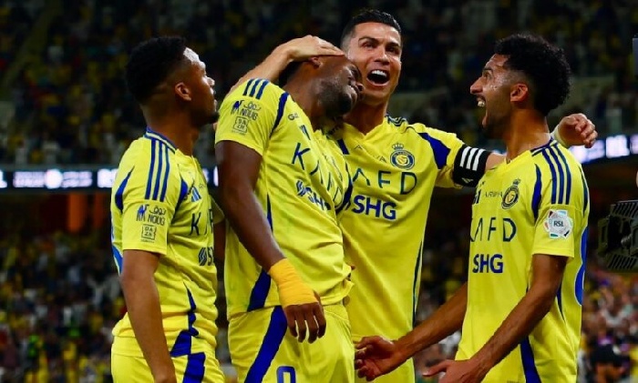 النصر والأخدود  الاتجاه المعاكس في الدوري السعودي